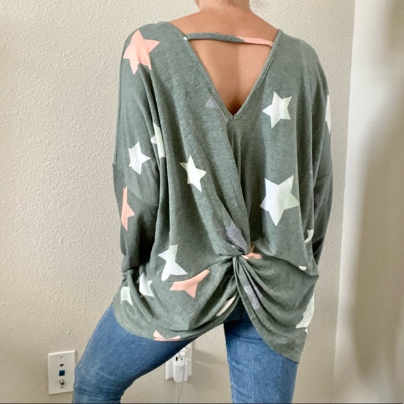 ⭐️ SOLD ⭐️ NOW N FOREVER BOUTIQUE Loungwear Tunic Star Print Twist Back Size 1X - Picture 5 of 10